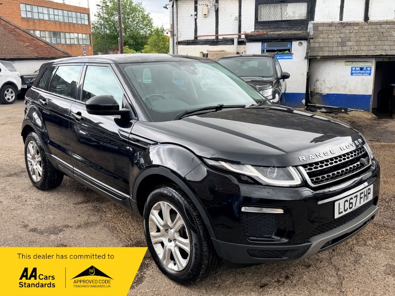 2017 Land Rover Range Rover Evoque Ed4 Se Tech in Black — image 1