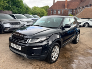 2017 Land Rover Range Rover Evoque Ed4 Se Tech in Black — image 2