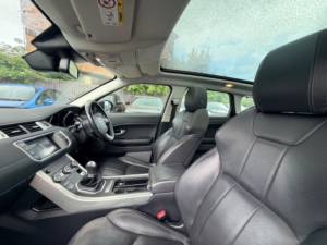2017 Land Rover Range Rover Evoque Ed4 Se Tech in Black — image 6