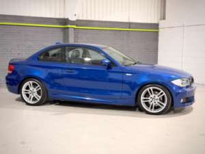 2010 BMW 1 Series 2.0 120d M Sport Euro 5 2dr in Blue — image 5