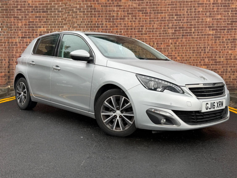2016 Peugeot 308 1.6 Bluehdi Allure Euro 6 (s/s) 5dr in Silver — image 1