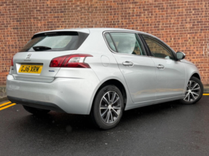 2016 Peugeot 308 1.6 Bluehdi Allure Euro 6 (s/s) 5dr in Silver — image 6