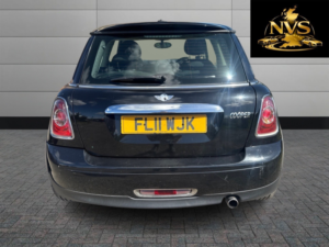 2011 MINI Hatch 1.6 Cooper Hatch in Black — image 6
