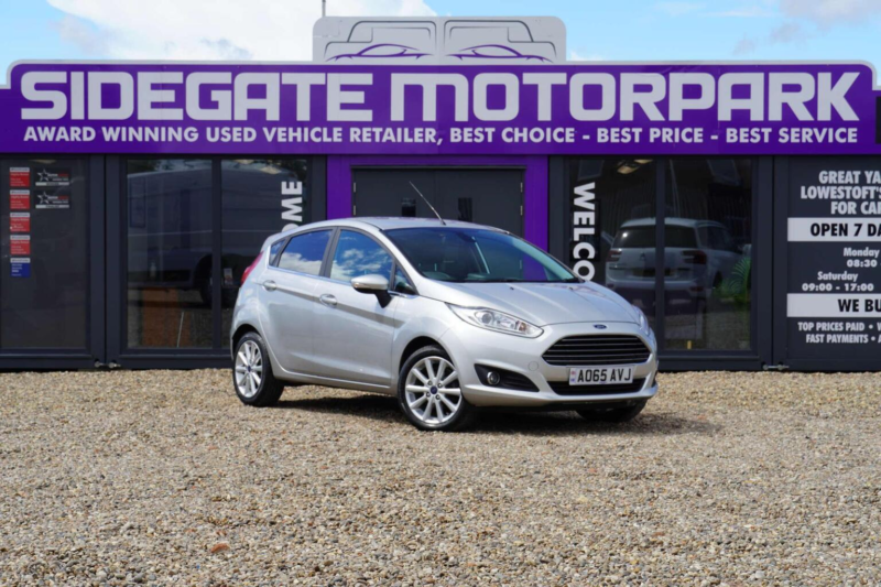 2015 Ford Fiesta 1.6 Titanium Powershift Euro 6 5dr in Silver — image 1