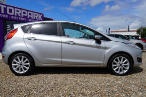 2015 Ford Fiesta 1.6 Titanium Powershift Euro 6 5dr in Silver — image 6