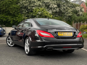 2013 Mercedes-Benz Cls 3.0 Cls350 Cdi V6 Blueefficiency Amg Sport Coupe G-Tronic+ Euro 5 4dr in Black — image 2