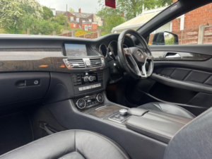 2013 Mercedes-Benz Cls 3.0 Cls350 Cdi V6 Blueefficiency Amg Sport Coupe G-Tronic+ Euro 5 4dr in Black — image 3