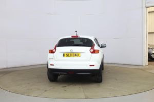 2011 Nissan Juke 1.6 Acenta Euro 5 5dr in White — image 4