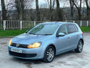 2009 Volkswagen Golf 2.0 Tdi Se DSG Euro 5 5dr in Blue — image 5