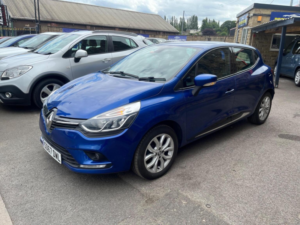 2017 Renault Clio 1.5 Dci Dynamique Nav Euro 6 (s/s) 5dr in Blue — image 3