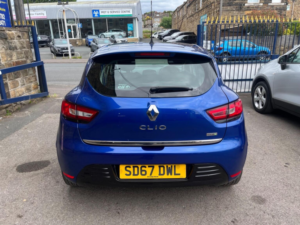 2017 Renault Clio 1.5 Dci Dynamique Nav Euro 6 (s/s) 5dr in Blue — image 5