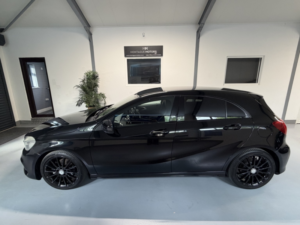 2016 Mercedes-Benz A Class 2.1 A200d Amg Line in Black — image 4