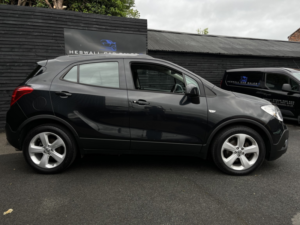 2014 Vauxhall Mokka 1.6 Exclusiv in Black — image 2