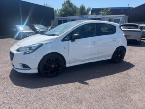 2015 Vauxhall Corsa 1.4i Ecotec Limited Edition Euro 6 5dr in White — image 4