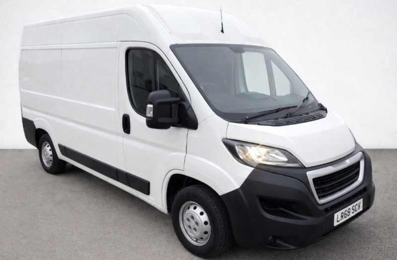 2018 Peugeot Boxer 2.0 Bluehdi Professional L2h2 335 Eu6 Ulez in White — image 1