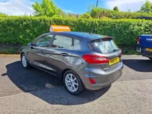 2018 Ford Fiesta 1.1 Ti-Vct Zetec Euro 6 (s/s) 5dr in Grey — image 5