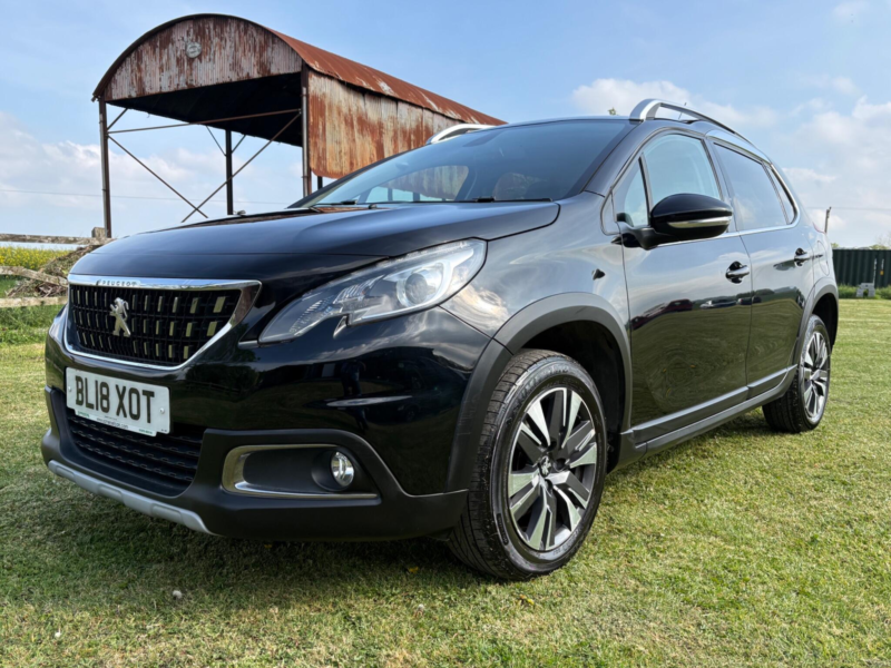 2018 Peugeot 2008 1.2 Puretech Allure Euro 6 5dr in Black — image 1
