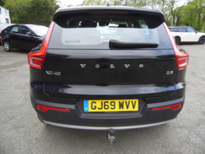 2019 Volvo Xc40 2.0 D3 Momentum Pro Euro 6 (s/s) 5dr in Black — image 4
