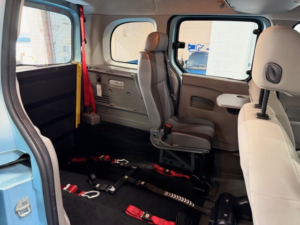 2010 Renault Kangoo 1.6 16v Expression in Blue — image 5