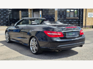 2011 Mercedes-Benz E Class 3.0 E350 Cdi V6 Blueefficiency Sport Edition 125 Cabriolet G-Tronic Euro 5 2dr in Black — image 2