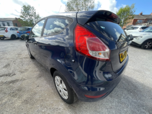 2015 Ford Fiesta 1.3 Studio in Blue — image 4