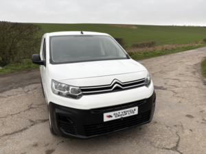 2019 Citroen Berlingo 1.6 Bluehdi 650 X M in White — image 3