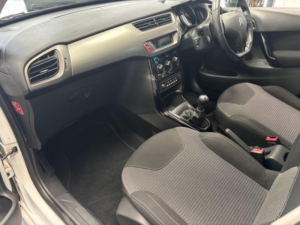 2014 Citroen C3 1.2 Vti Selection Euro 5 5dr in White — image 5