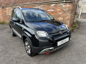 2020 Fiat Panda 0.9 0.9 Twinair 85hp Cross 4x4 in Black — image 2