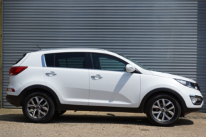 2014 Kia Sportage 1.7 Crdi Ecodynamics 2 in White — image 3