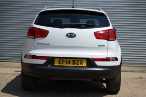 2014 Kia Sportage 1.7 Crdi Ecodynamics 2 in White — image 5