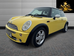 2005 MINI Hatch 1.6 Cooper Hatch in Yellow — image 3