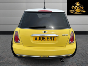 2005 MINI Hatch 1.6 Cooper Hatch in Yellow — image 6