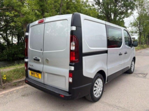 2019 Vauxhall Vivaro 1.6 Cdti 2900 Crew Van L1 H1 Euro 6 (s/s) 5dr (6 Seat) in Silver — image 6