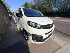 2022 Vauxhall Vivaro 1.5 Turbo D 2900 Sportive L2 H1 Euro 6 (s/s) 6dr in White — image 3