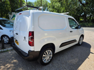 2021 Peugeot Partner 1.5 Bluehdi 1000 Professional Standard Panel Van Swb Euro 6 5dr in White — image 3