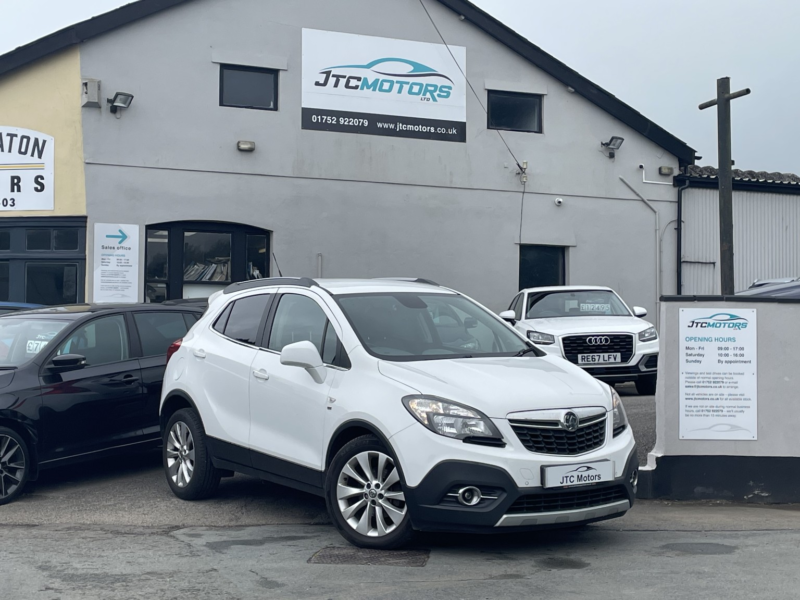 2015 Vauxhall Mokka 1.7 Cdti Se 5dr 4WD Man, Diesel, White + Lovely Spec in White — image 1