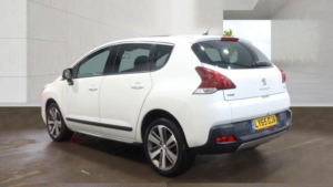 2016 Peugeot 3008 1.6 Bluehdi Allure Etg Euro 6 (s/s) 5dr in White — image 3