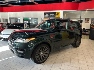 2017 Land Rover Range Rover Sport 3.0 Sd V6 Hse Dynamic in Green — image 4