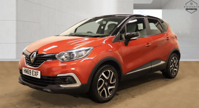 2019 Renault Captur 0.9 Iconic Tce 90 My18 in Red — image 1