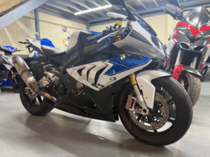 2013 BMW Hp4