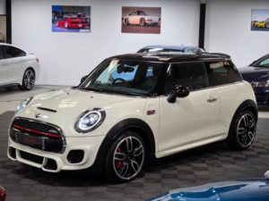2018 MINI Hatch 2.0 John Cooper Works Auto Euro 6 (s/s) 3dr in White — image 6