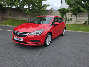 2017 Vauxhall Astra 1.6 Cdti Ecotec Blueinjection Energy in Red — image 3