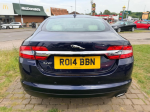 2014 Jaguar Xf 2.2d Luxury Auto Euro 5 (s/s) 4dr in Blue — image 6