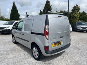 2018 Renault Kangoo 1.5 Ml19 Energy Dci 90 Business+ Euro 6 in Silver — image 6