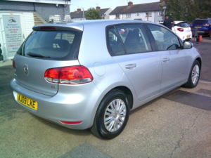 2009 Volkswagen Golf 1.6 Fsi S in Silver — image 6