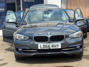 2016 BMW 3 Series 1.5 318i Sport Auto Euro 6 (s/s) 4dr in Grey — image 2