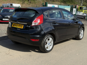 2013 Ford Fiesta 1.25 Zetec Hatchback 5dr Petrol Manual Euro 5 (82 Ps) in Multicolour — image 6