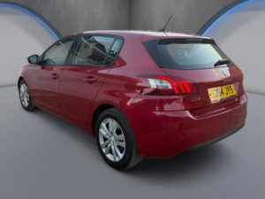 2014 Peugeot 308 1.6 Hdi Active in Red — image 6