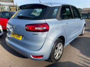2014 Citroen C4 Picasso 1.6 Hdi Vtr+ MPV 5dr Diesel Manual Euro 5 (90 Ps) in Blue — image 4