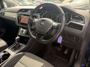 2018 Volkswagen Touran 1.6 Tdi Se Family DSG Euro 6 (s/s) 5dr in Blue — image 3